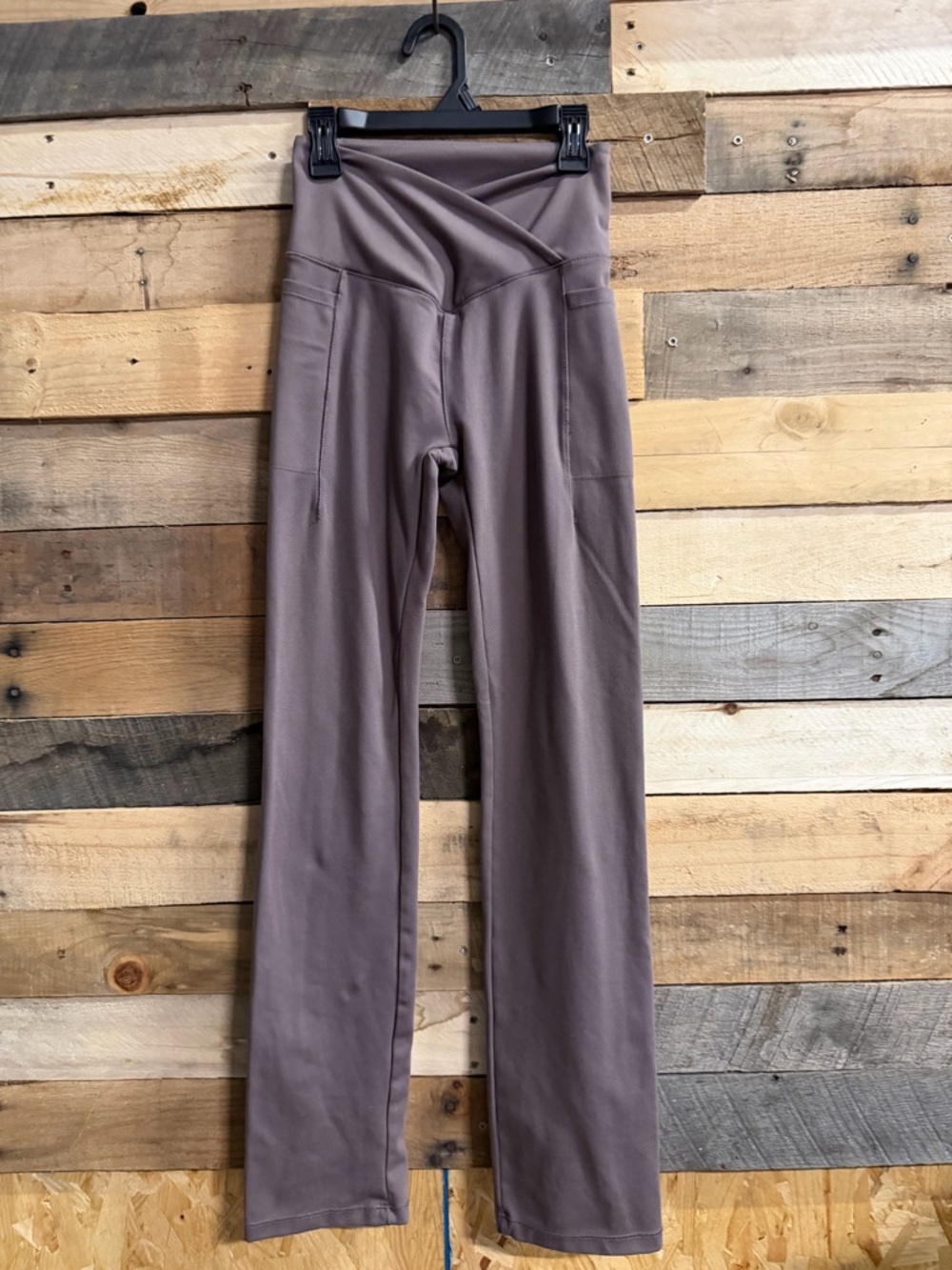 Danskin V-Neck Active Top in Taupe Brown